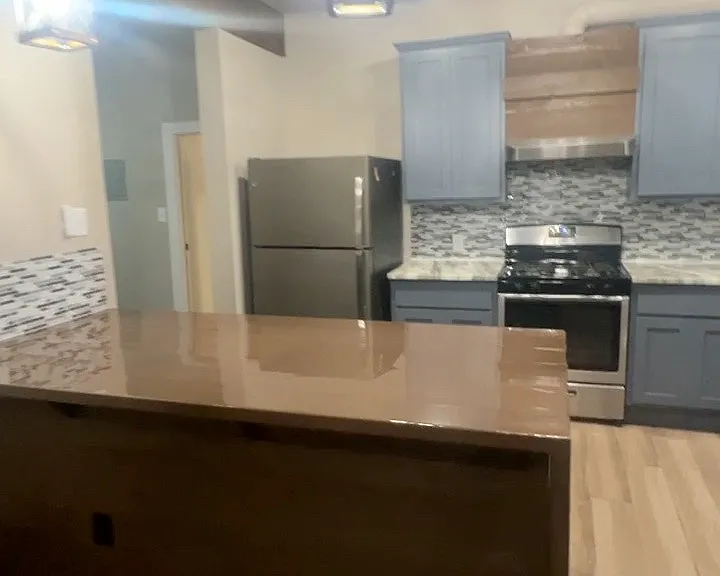 430 Cincinnati Ave — Photo 1
