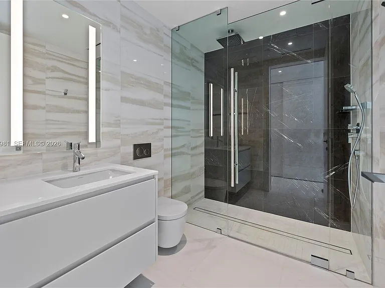 300 Biscayne Boulevard Way #3201 — Photo 22