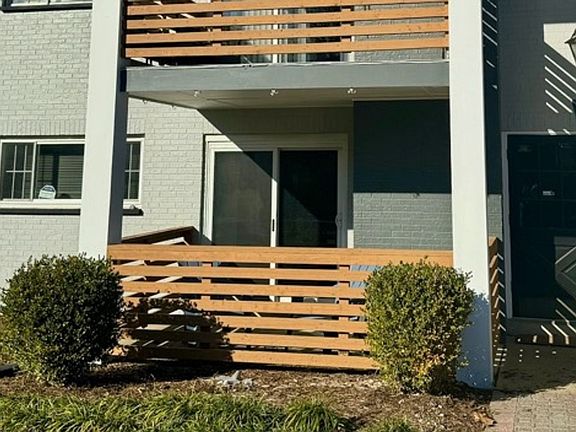 2nd image of 1 Heartwoods Ct APT D