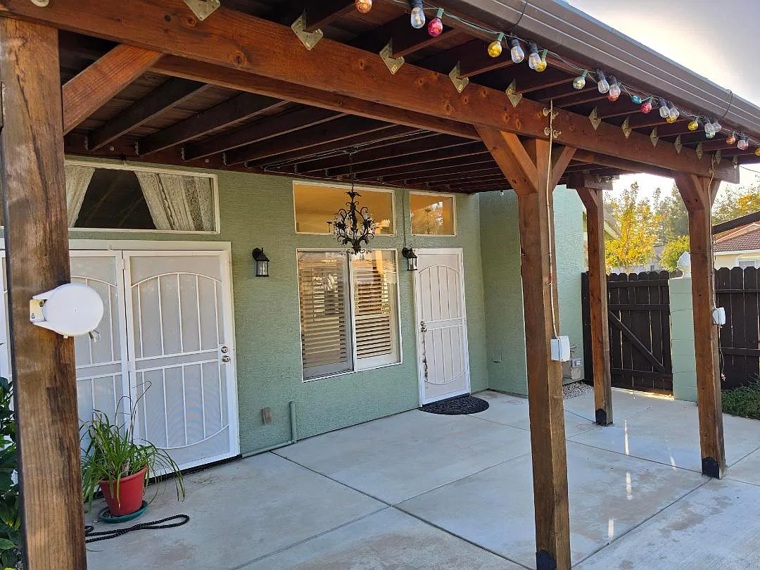2 bed, 1276 sqft, $2,500 — Photo 3