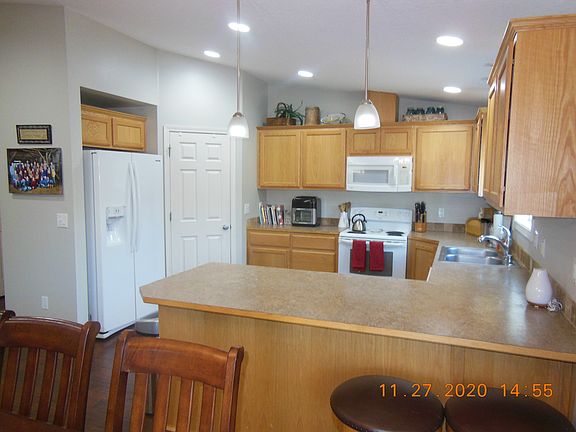 4th image of 5409 Eisenhower Ct