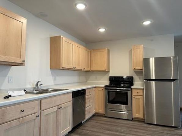 922 Adams Ct #802