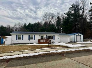 128 Bond St, Harrison, MI 48625