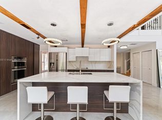 15556 SW 26th Ter, Miami, FL 33185