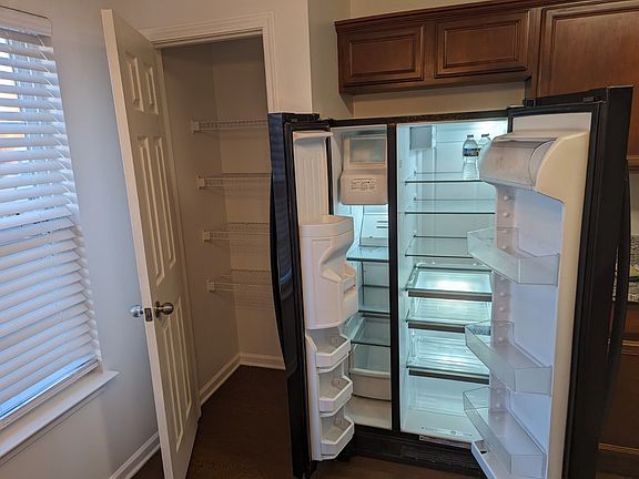 Kitchen Fridge & Spacious Pantry
