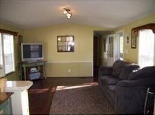 24 Cherry St, Exeter, NH 03833