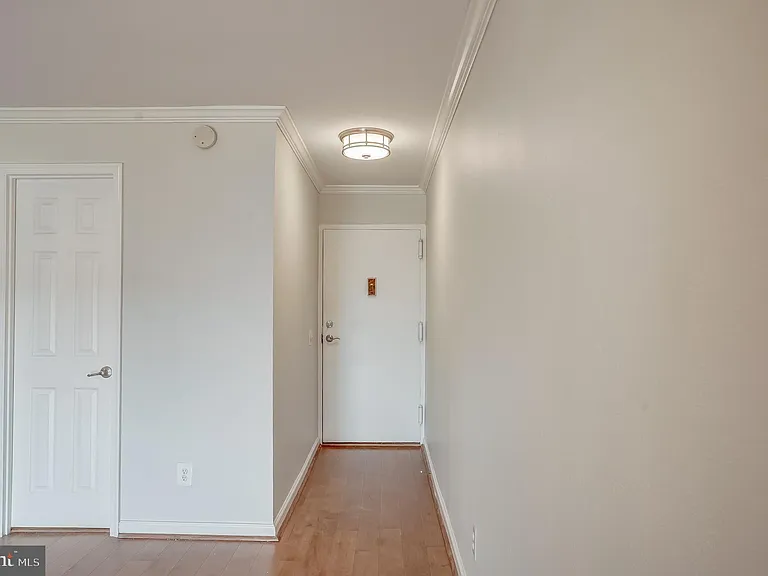75 S Reynolds St #403 — Photo 14