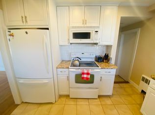 115 Champlin Pl N #4F, Newport, RI 02840