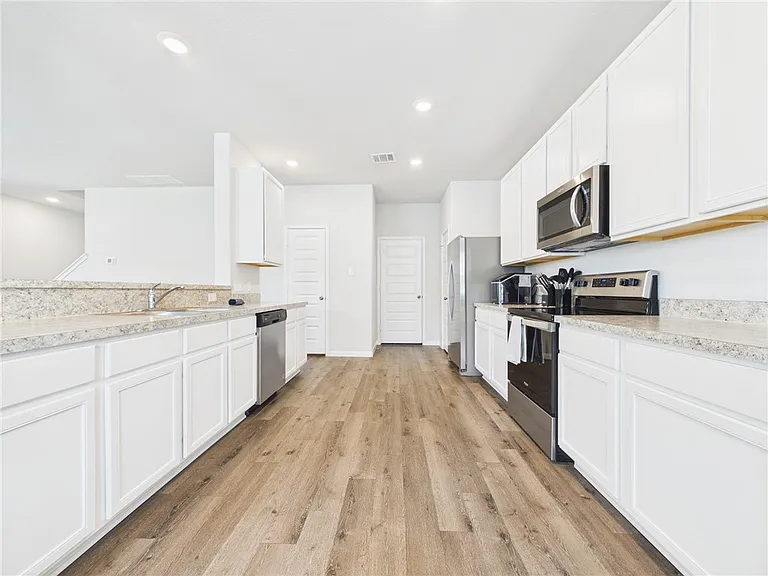 1425 Promise Ct — Photo 6