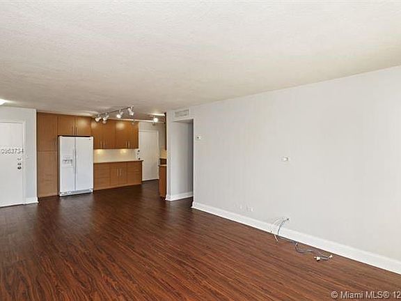 4th image of 8101 SW 72nd Ave APT 315W