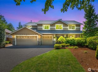 9809 225th Ave NE, Redmond, WA 98053