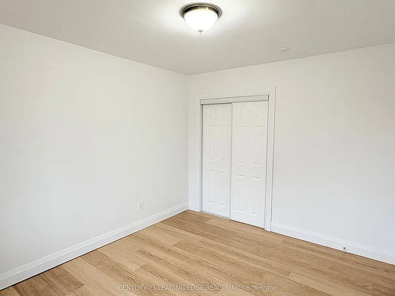 98 Benshire Dr #MAIN — Photo 16