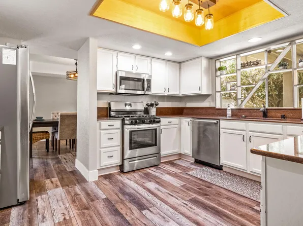 34 Stone Cress Dr, Henderson, NV 89074