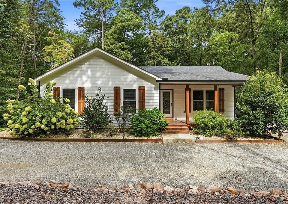 1st image of 137 Geneva Rd
