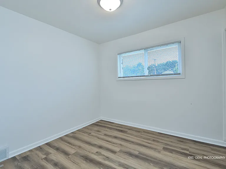 26415 W Ingleside Shore Rd — Photo 8
