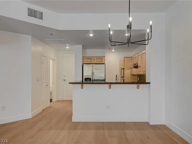 55 E Agate Ave #304 — Photo 8