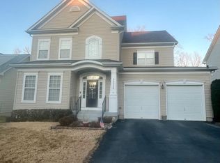 23228 Daffodil Dr, California, MD 20619