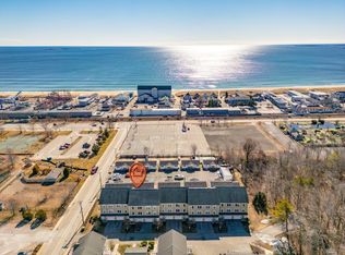 7 Heath St APT 3, Old Orchard Beach, ME 04064