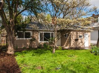 941 SE Bidwell St, Portland, OR 97202