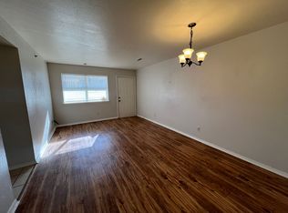 428 Kays Ln, Hollister, MO 65672