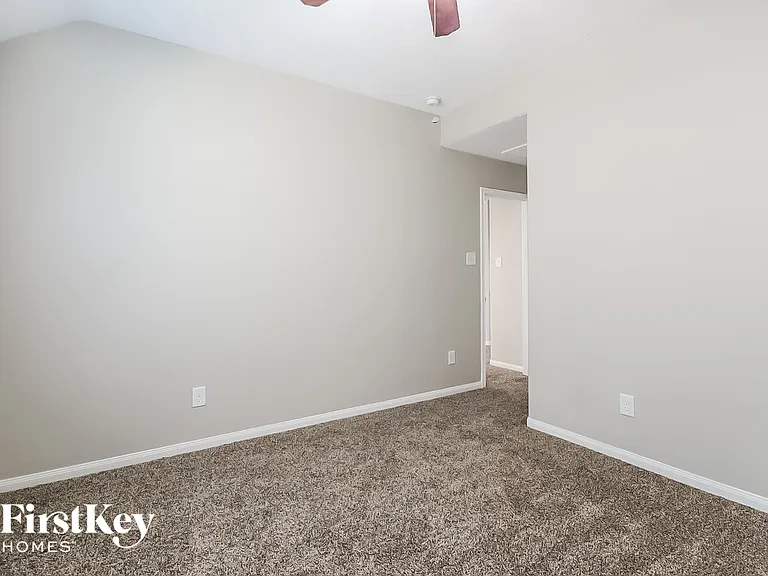 30807 Gardenia Trace Dr — Photo 13