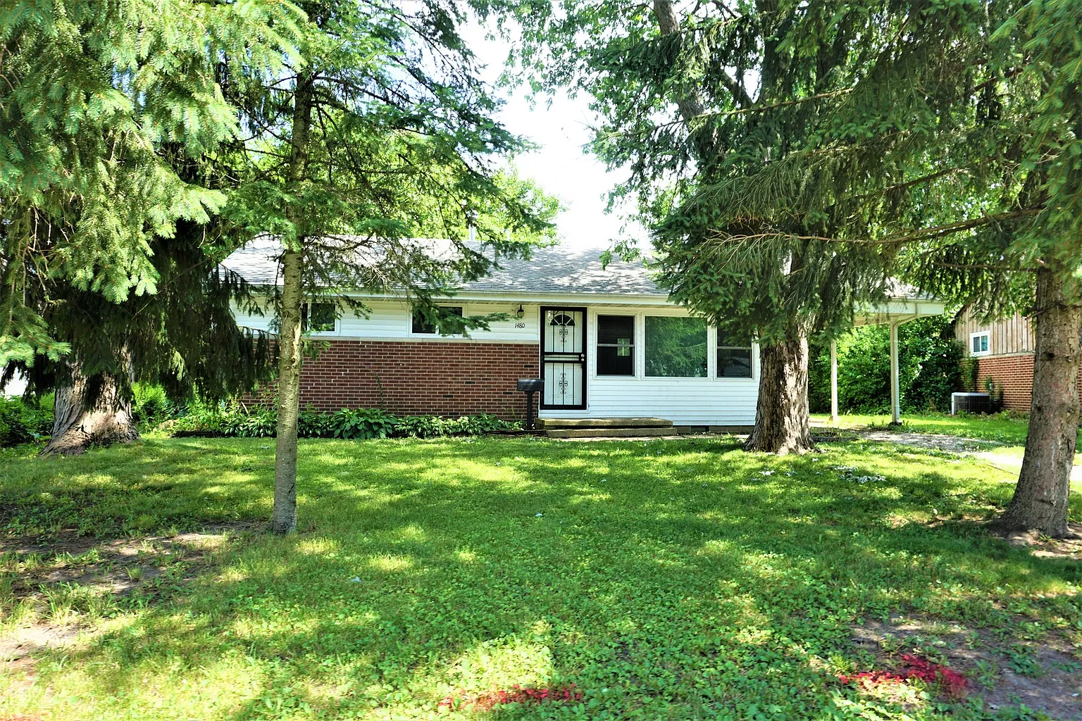 1480 Mather Dr photo 1