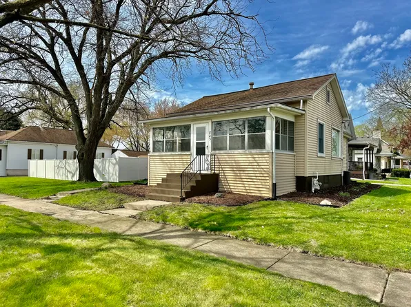 823 Poplar St, Ottawa, IL 61350