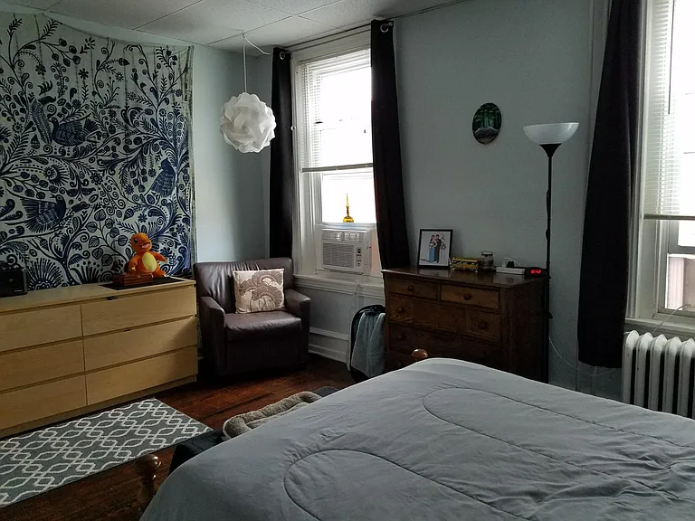 1523 Mifflin St #2 — Photo 3