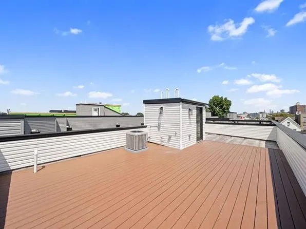 27 Graham Street image 22 of 26