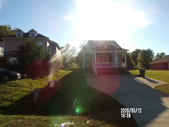 4th image of 939 Muirfield Dr