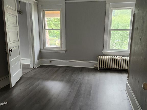 2nd image of 430 W 4th St #3