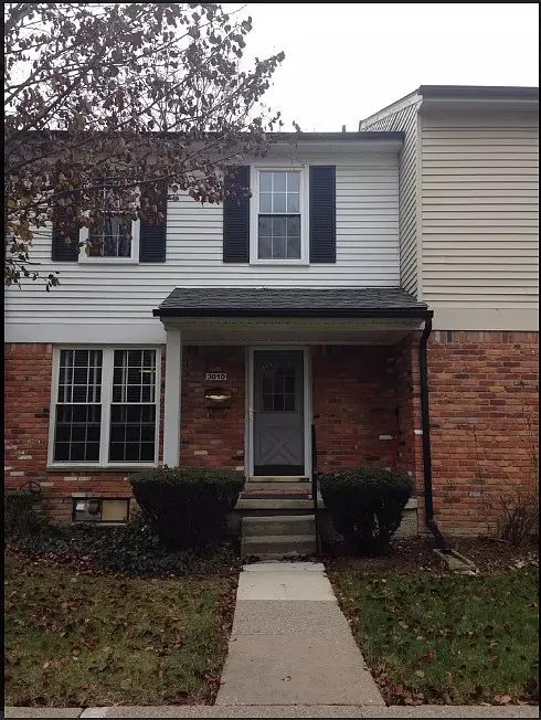 2 bed, 2.5 bath, 2180 sqft, $2,190 — Photo 1