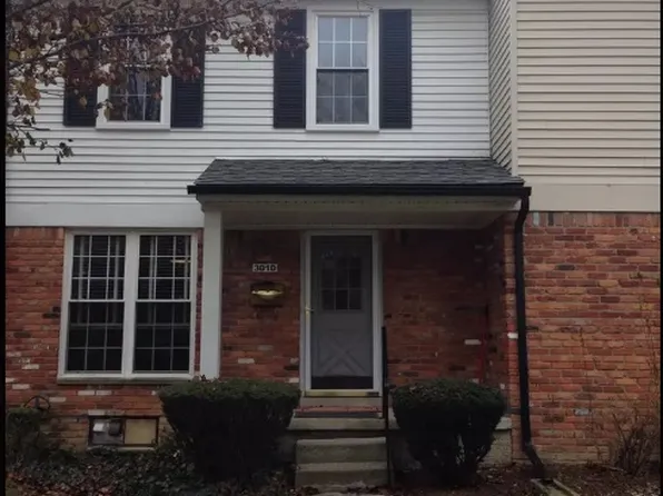 3010 Bolgos Cir, Ann Arbor, MI 48105