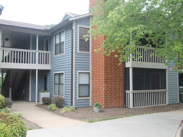 332 S Pantops Dr, Charlottesville, VA 22911