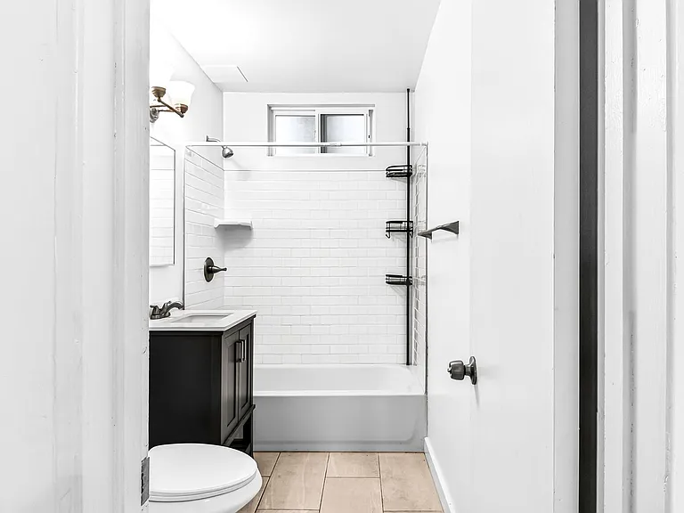 636 Linden Ave — Photo 12