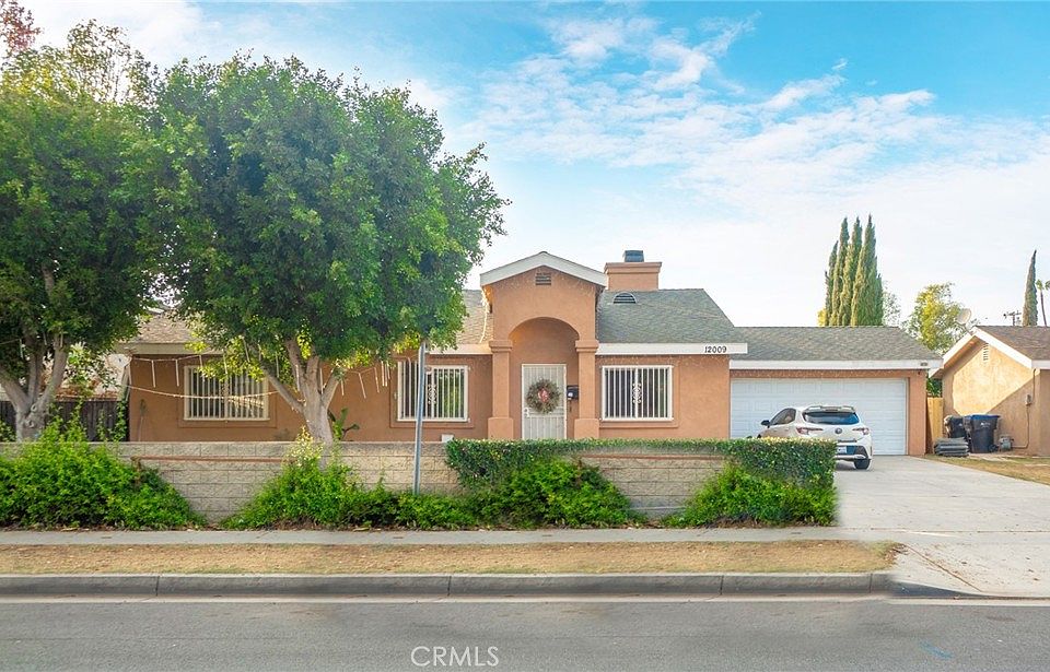 1st image of 12009 Pioneer Blvd