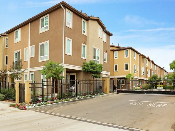 14681 1/2 Sherman Way, Van Nuys, CA 91405