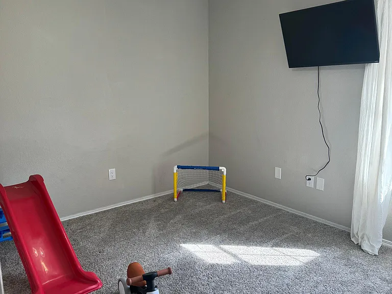 4021 Eagle Way — Photo 11