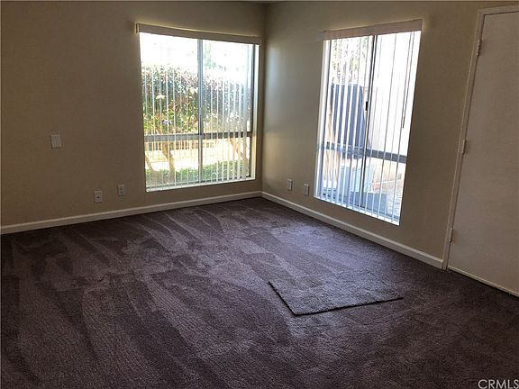 4th image of 817 W 232nd St Unit D