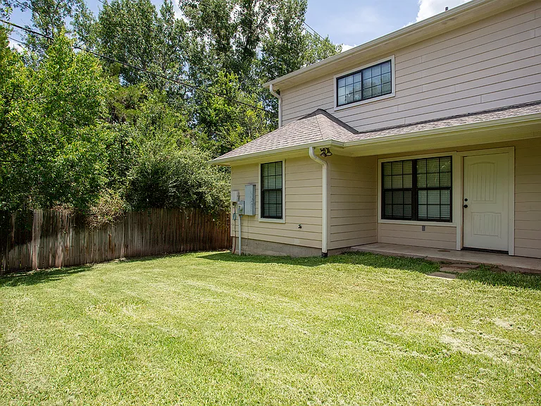 731 Dominik Dr — Photo 24