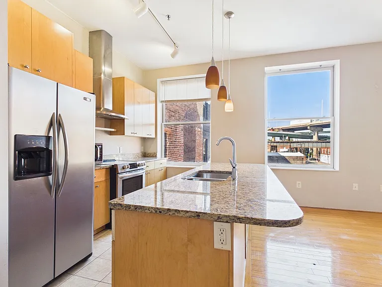 1707 E Main St #1 — Photo 4