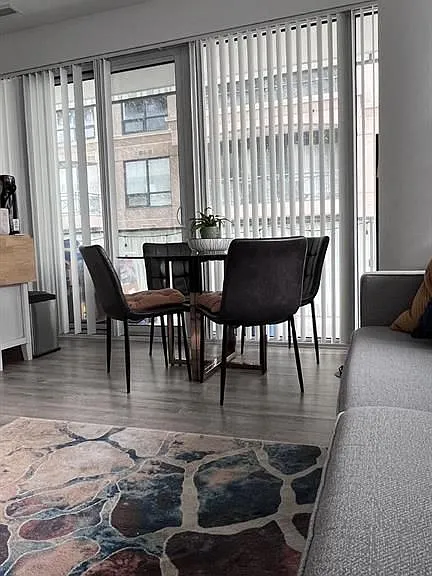 42 Charles St E #1007 — Photo 4