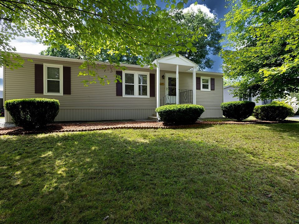 1st image of 147 Millers River Dr