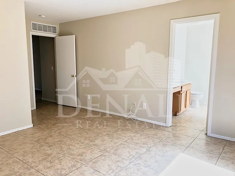 16023 W Williams St — Photo 8