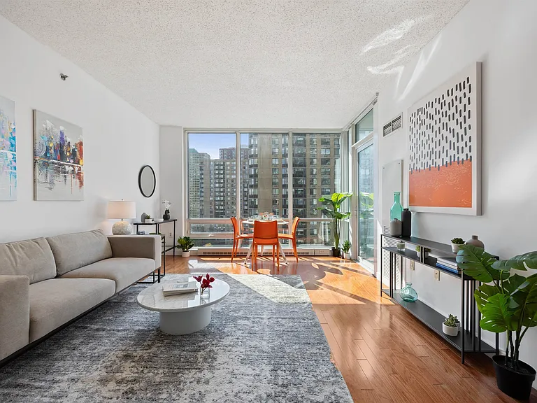 20 Newport Pkwy #906-JC — Photo 4