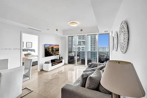 18201 Collins Ave Photo 1