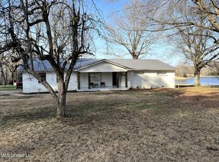 26781 Highway 310 E, Como, MS 38619