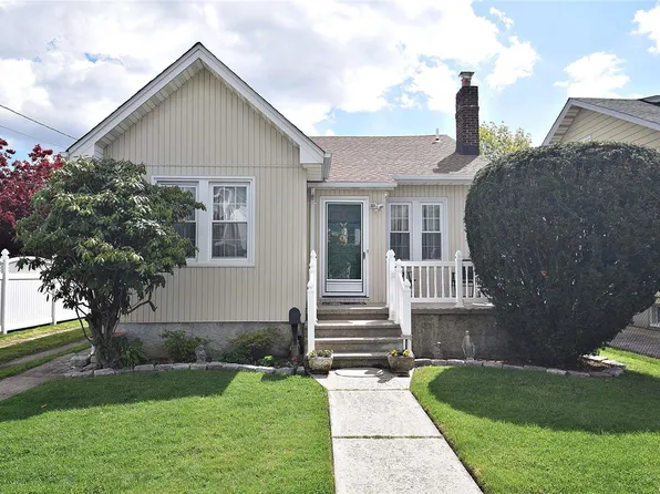 49 James Street, Franklin Square, NY 11010