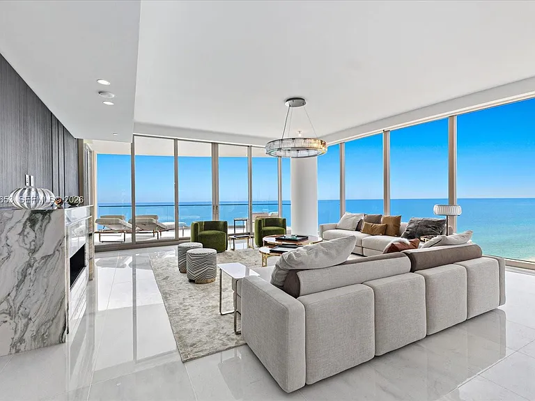 17975 Collins Ave #N-2001 — Photo 2