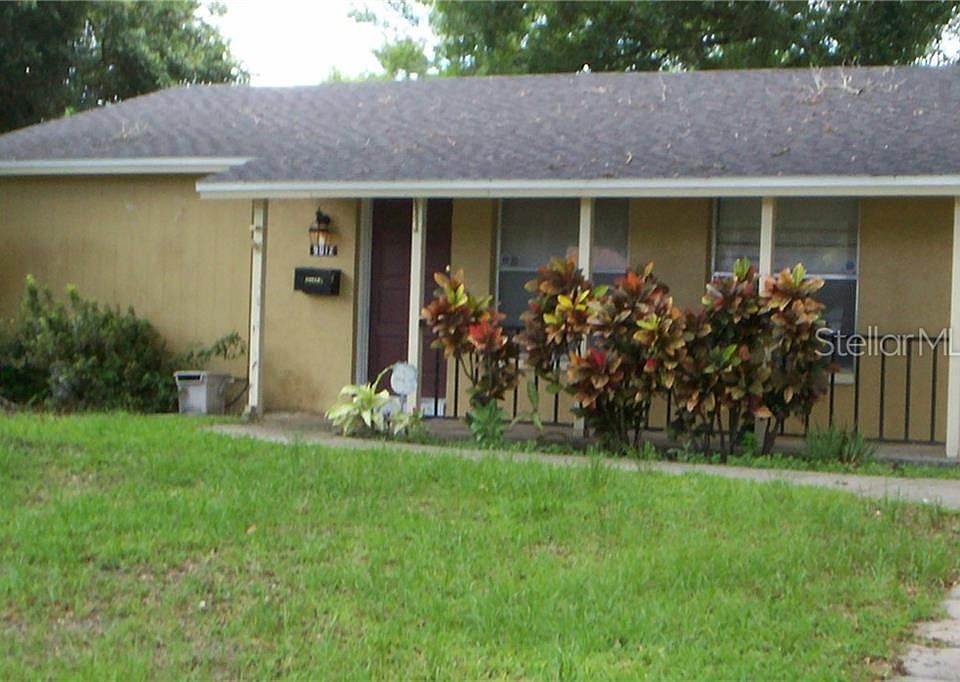 2nd image of 9012 Tree Valley Cir